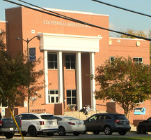9 Students Charged After Large Fight at Statesville High